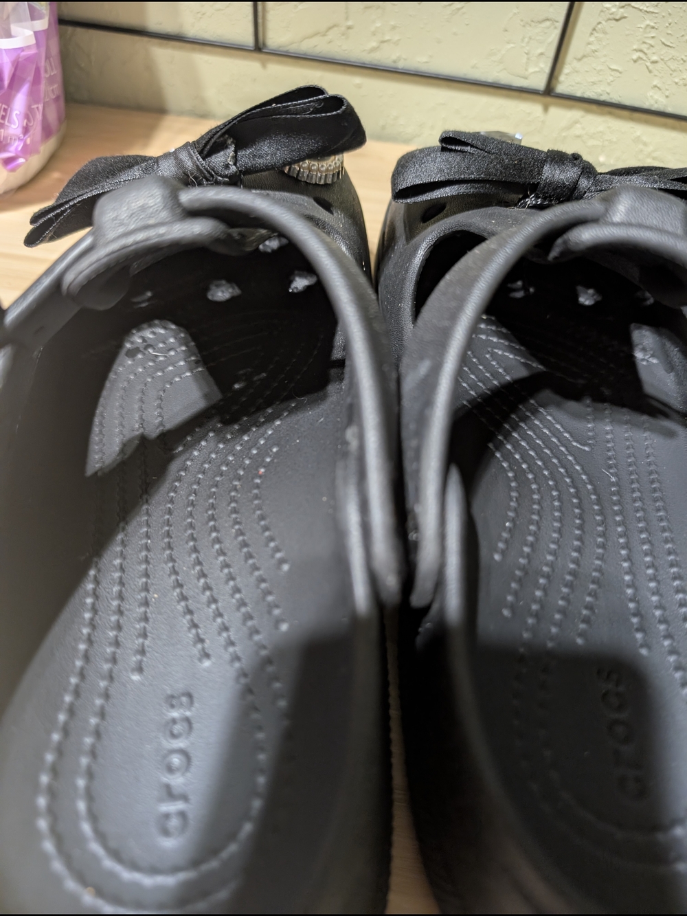 Crocs Women's Size 8 Mary Jane Style - Picture 5 of 7